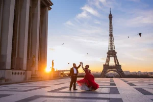 Lens Love: Chronicles of a Paris couple photographer