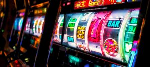 Panduan Memilih Slot Volatilitas Rendah di Warisanbola: Permainan yang Aman dan Terkendali